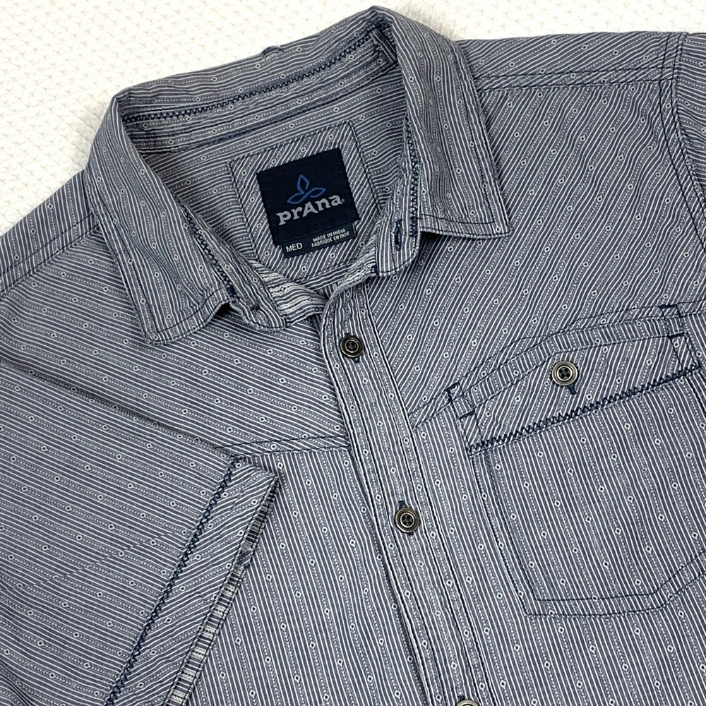 prAna Men’s Medium Blue Striped Short Sleeve Organic Cotton Button Up M